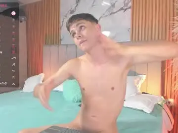 Chaturbate Best live sex cam show of dustinlevine