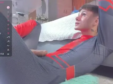 Chaturbate Watch Live Sex Cams of dustinlevine