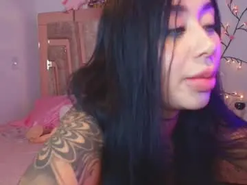 Chaturbate Live Porn of hilary_jones_22