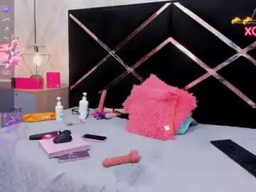 Chaturbate Best live sex cam show of lunaixmoon_