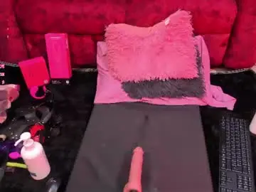 Chaturbate Live Sex Cam of lunaixmoon_