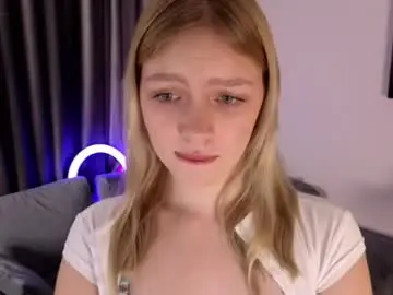 Chaturbate Live Sex Cam of rebeccaadkins