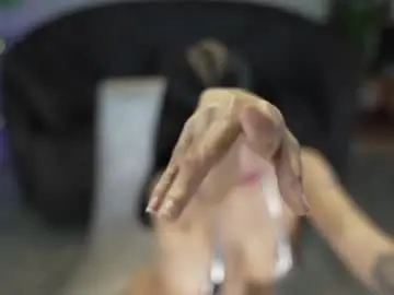 Chaturbate Sex Chat of hanna_costtello