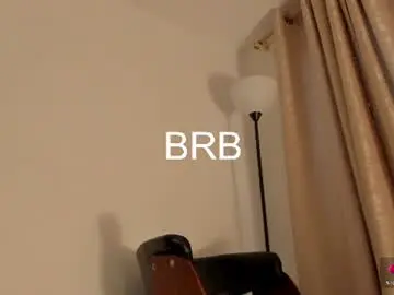 Chaturbate Live Sex Cam of isabelsexysmile_