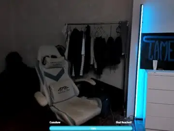 Chaturbate Sex Cam of jame_flow