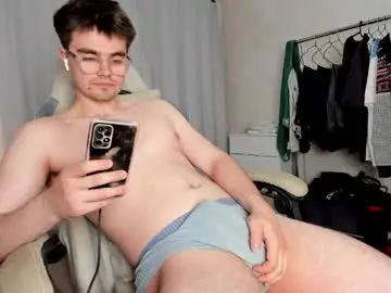 Chaturbate Live Sex Cam of jame_flow