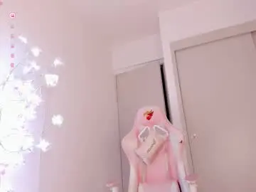 Chaturbate Adult Video Chat of mia_yourmommy