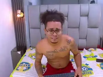 Chaturbate Private Sex Chat of yoi_hot69
