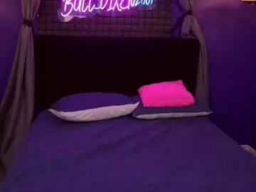 Chaturbate Watch Live Sex Cams of bull_vixen2001