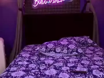 Chaturbate Best live sex cam show of bull_vixen2001