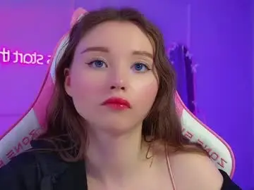 Chaturbate Best live sex cam show of keiraace