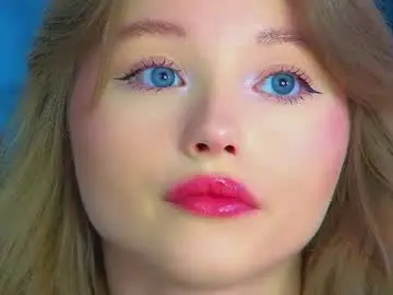 Chaturbate Live Sex Cam of keiraace