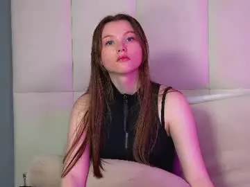 Chaturbate Live Sex Cam of keiraace