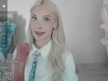 Chaturbate Best live sex cam show of vickyfuckingdoll