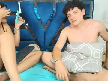 Chaturbate Adult Video Chat of zoe_and_dylan_