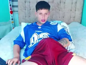 Chaturbate Live Porn of _justinmoon2