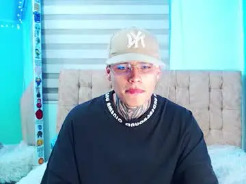 Chaturbate Free Live Porn of _justinmoon2