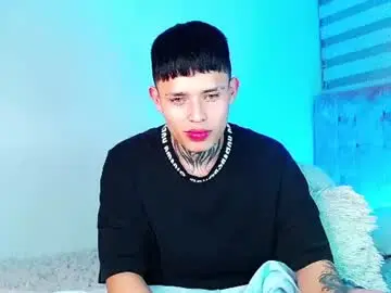 Chaturbate Live Sex of _justinmoon2