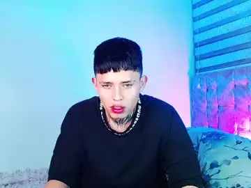 Chaturbate Live Sex Cam of _justinmoon2