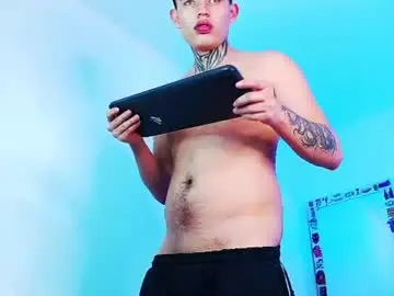 Chaturbate Free Porn Cam of _justinmoon2