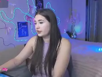 Chaturbate Live Sex of lilyahot68