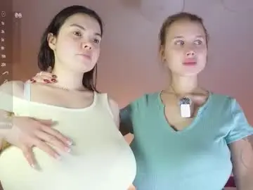 Chaturbate Watch Live Sex Cams of sweetyoops