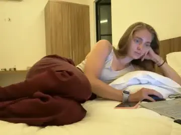 Chaturbate Live Porn of valure_lera