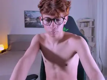 Chaturbate Adult Webcams of alejandroalvarez1613