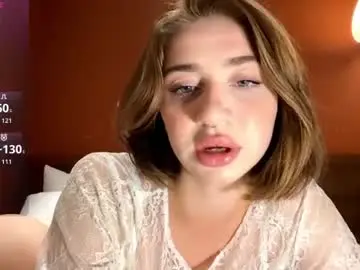 Chaturbate Live Sex Cam of dinacaguimbal