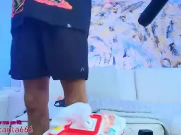 Chaturbate Live Sex Cam of dustindollin_