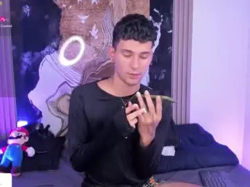 Chaturbate Live Sex Cam of kingparker1