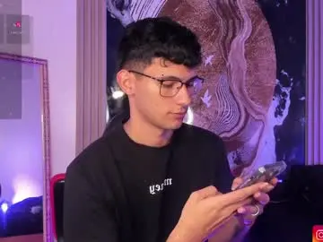 Chaturbate Live Porn of kingparker1