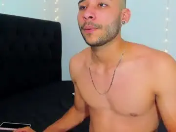 Chaturbate Live Sex Cam of marcus_rosse