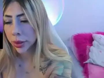Chaturbate Live Sex of martina_robertss_