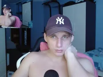 Chaturbate Best live sex cam show of poliglotjoe