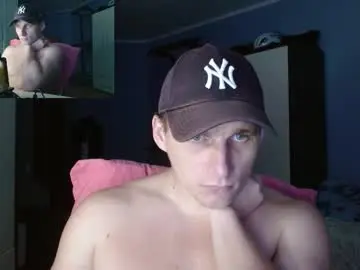 Chaturbate Free Live Porn of poliglotjoe