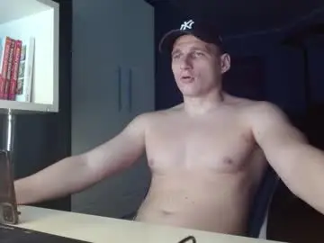 Chaturbate Free Live Porn of poliglotjoe