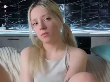 Chaturbate Adult Webcam of peek_in_my_window