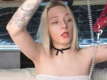 Chaturbate Nude Webcam of peek_in_my_window