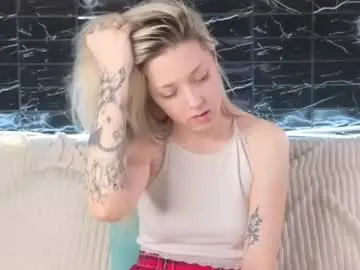 Chaturbate Adult Video Chat of peek_in_my_window