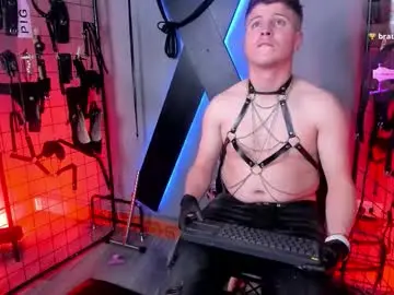 Chaturbate Live Sex Cam of mrjustin_brianna_bdsm