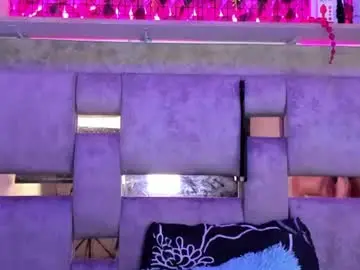 Chaturbate Watch Live Sex Cams of natasha_adams___