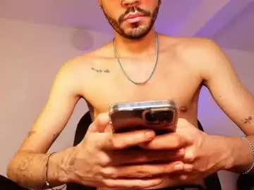 Chaturbate Private Sex Chat of tiagorobles
