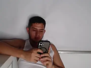 Chaturbate Free Porn Cam of harold_18_