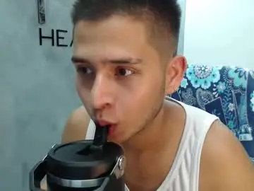 Chaturbate Live Sex of harold_18_