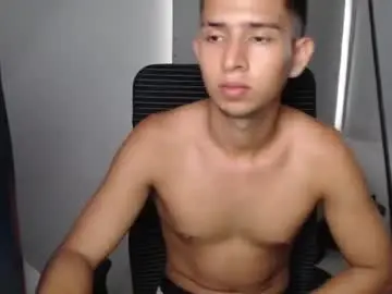 Chaturbate Best live sex cam show of harold_18_