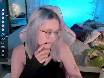 Chaturbate Sex Cam of lunarglow_