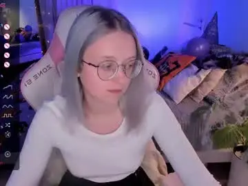 Chaturbate Best live sex cam show of lunarglow_