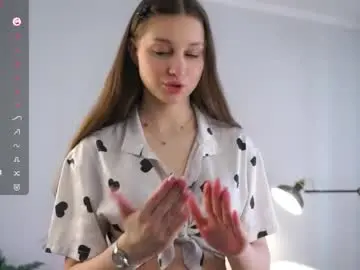 Chaturbate Live Sex Cam of emmiemurray