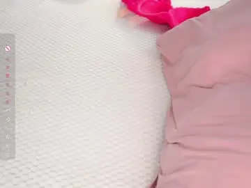 Chaturbate Live Sex Cam of emmiemurray